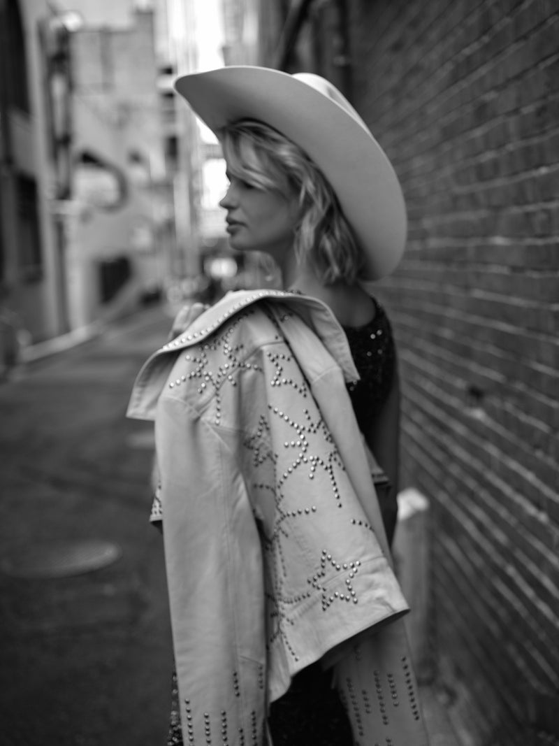 Any Old Iron Starburst Cream Moto