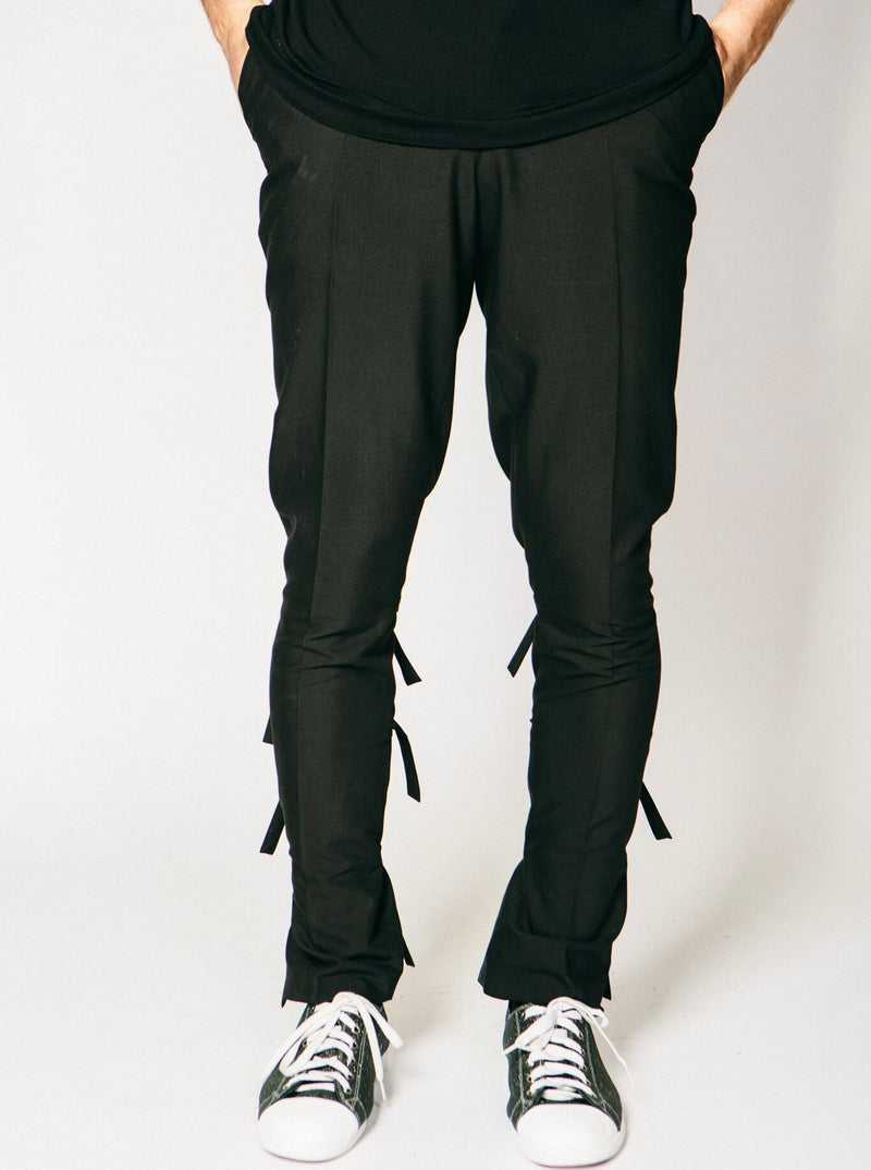 Cualquier viejo pantalón de amarre de hierro