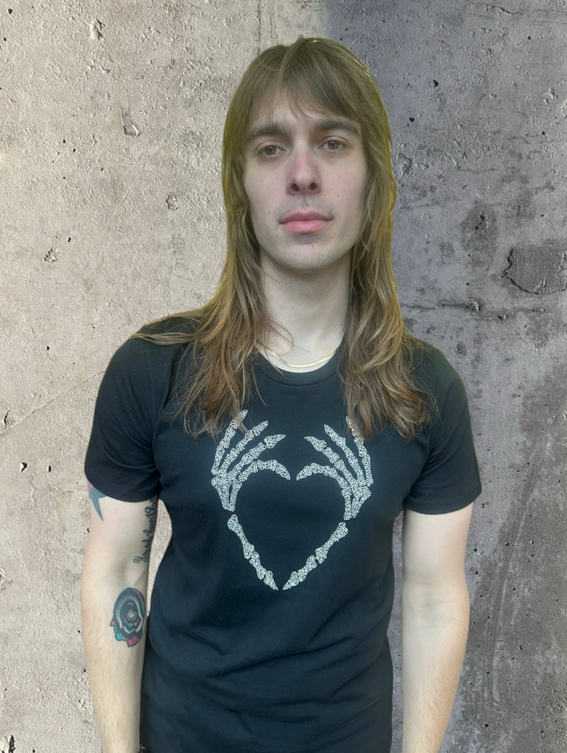Any Old Iron Men's Skull Heart T-Shirt