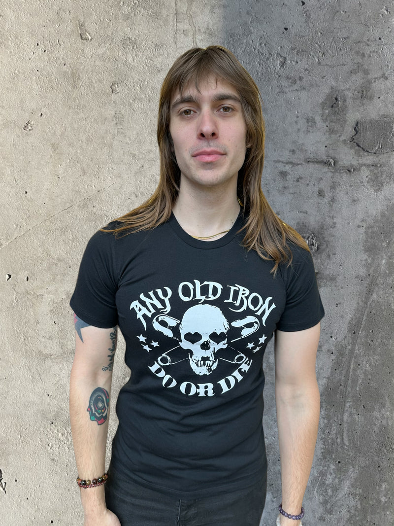 Any Old Iron Men's Do Or Die T-Shirt