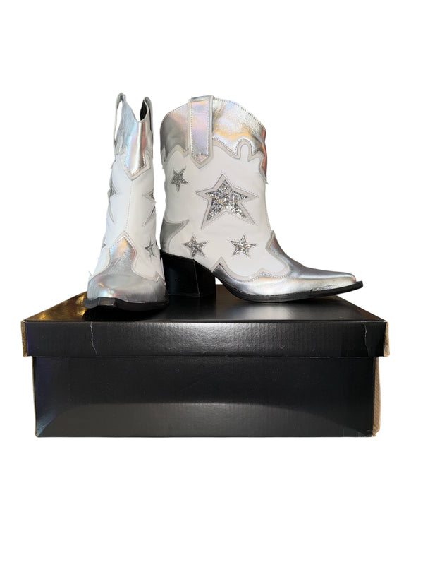 Any Old Iron White Rodeho Boots