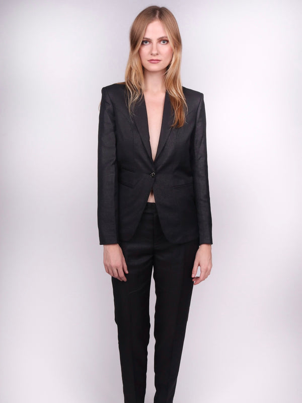 Cualquier traje de hierro viejo