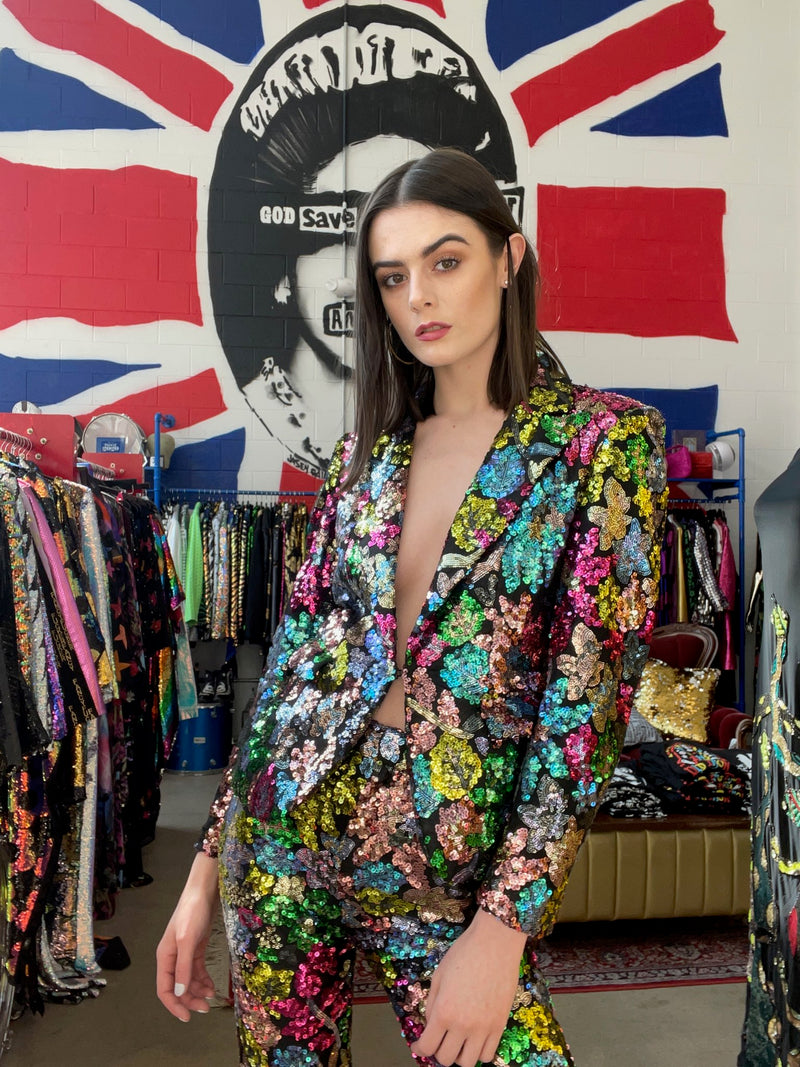 Cualquier viejo traje floral de hierro