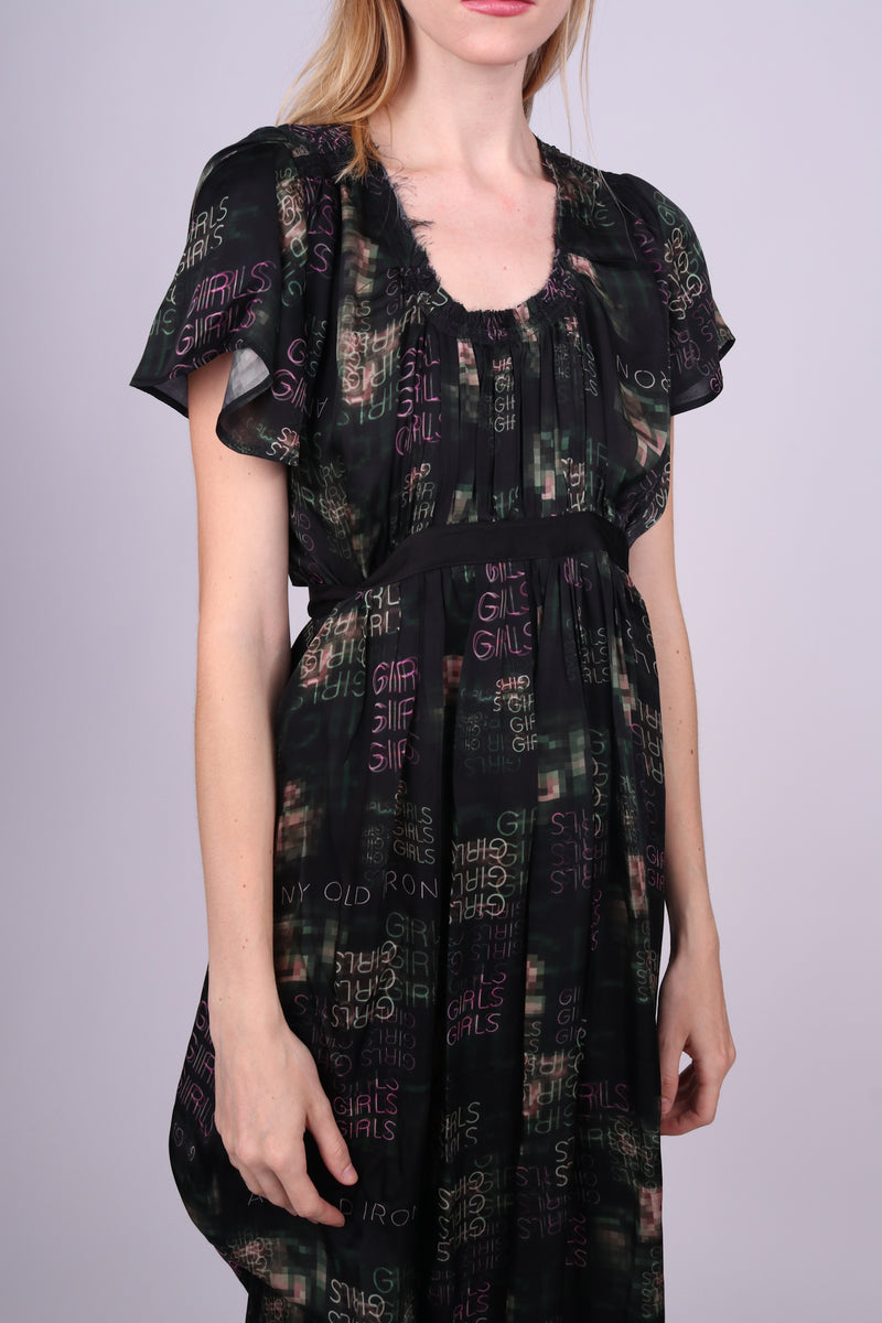 Cualquier viejo vestido de diosa verde hierro